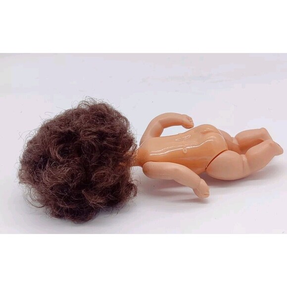 Vintage 1976 Vintage Heart Family Baby Toddler Doll? Mattel Brown Wavy Hair 4.5" - Picture 11 of 15